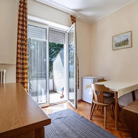Apartment Hubertus 2 *