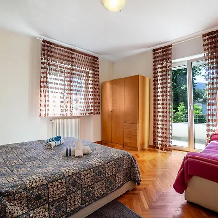 Apartmán Hubertus 2 *