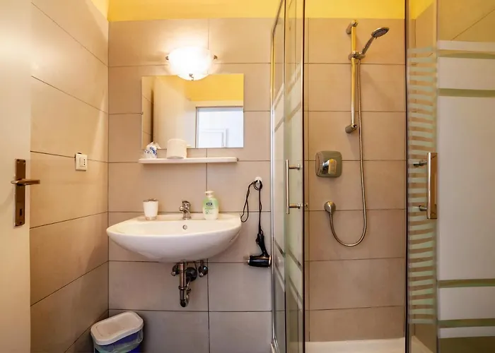 Apartment Hubertus 2 *